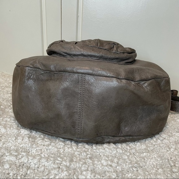 Badgley Mischka Grey Leather Convertible Crossbody - Picture 7 of 12